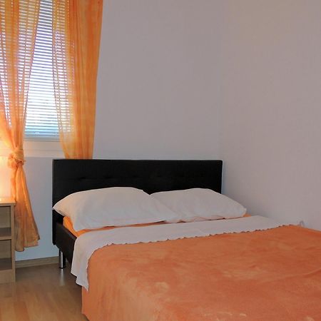 Apartman Husic Pag Town Cameră foto