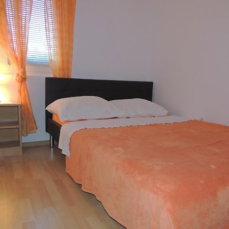 Apartman Husic Pag Town Cameră foto