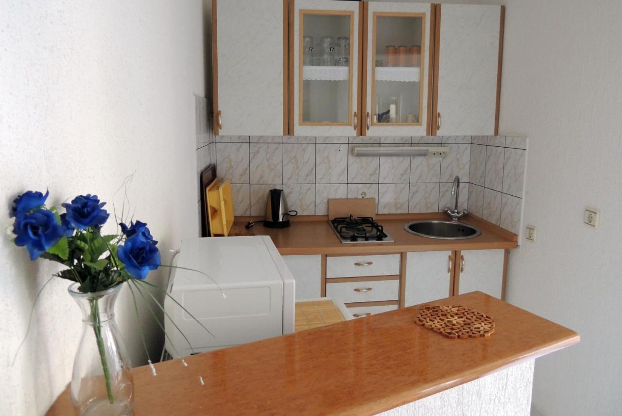 Apartman Husic Pag Town Exterior foto